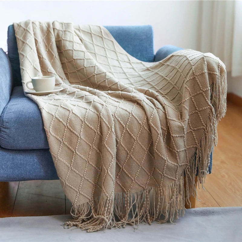 CozyLine – Knitted Throw Blanket with Diamond Pattern