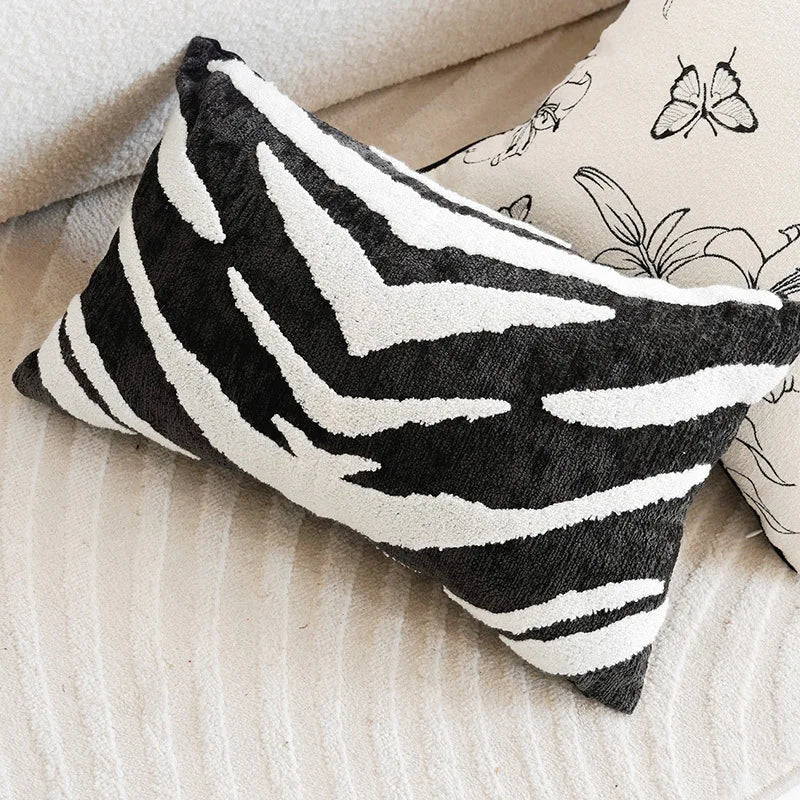MonoMood – Modern Black & White Cushion Collection