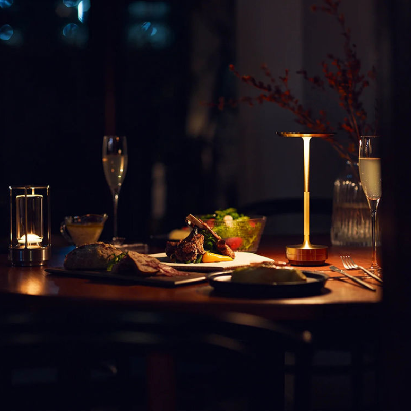 Lumen Glow – Modern Candle Holder