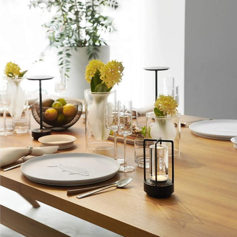 Lumen Glow – Modern Candle Holder