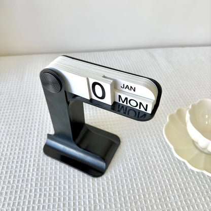 FlipTime – Modern Perpetual Desk Calendar
