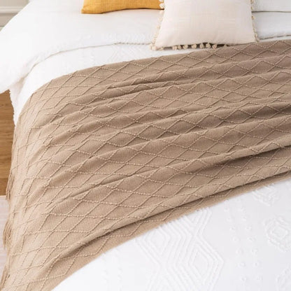 CozyLine – Knitted Throw Blanket with Diamond Pattern