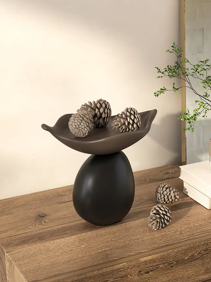 OvoForm – Modern Resin Sculpture Bowl
