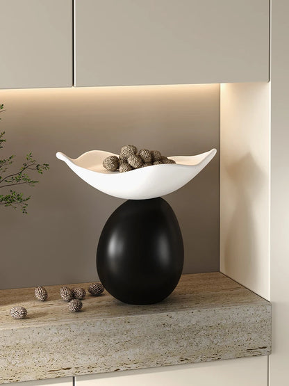 OvoForm – Modern Resin Sculpture Bowl
