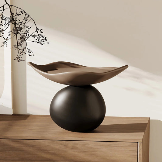 OvoForm – Modern Resin Sculpture Bowl
